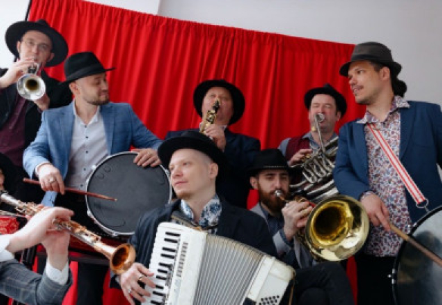 Концерт «Balkanimans Band» в Ритм Блюз Кафе (Rhythm & Blues Cafe), Москва – Mosbilet.ru