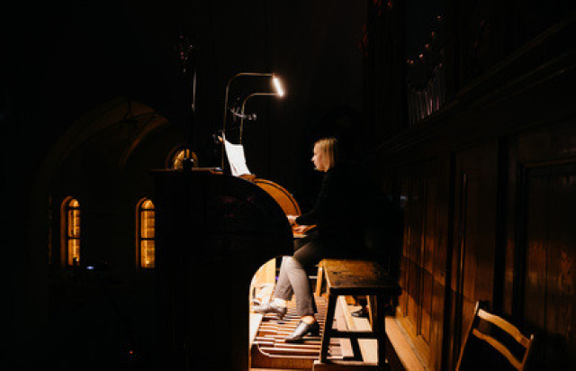 Концерт для трех органов при свечах «Бах. Токката и фуга ре минор. Равель. Болеро. Бетховен. Ода к радости» в Кафедральный собор святых Петра и Павла, Москва – Mosbilet.ru