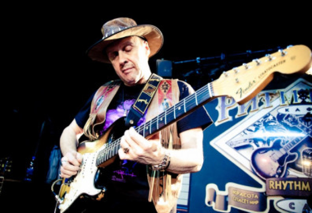 Концерт Алексея White Белова & Удачное Приобретение в честь 55-летия группы в Ритм Блюз Кафе (Rhythm & Blues Cafe), Москва – Mosbilet.ru