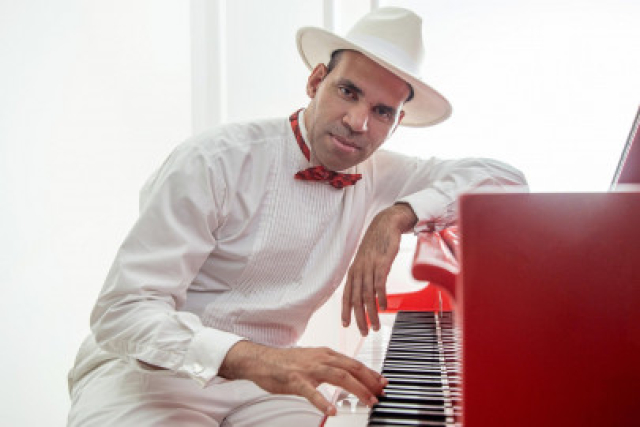 Концерт «Sandor Torres. Поэма» - Mosbilet.ru