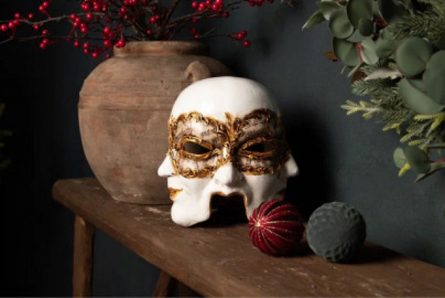 Спектакль «Валентин и Валентина» - Mosbilet.ru