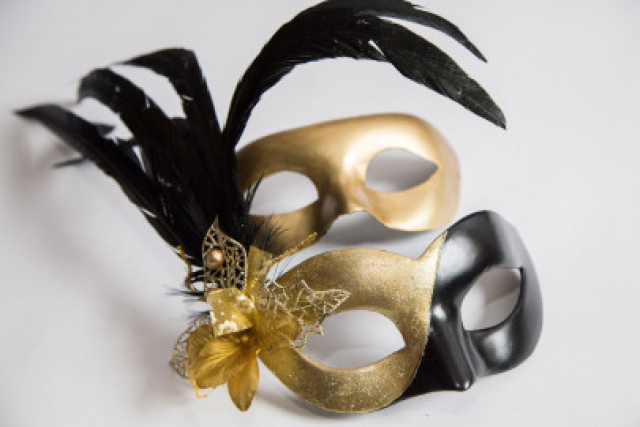 Концерт «Ещё раз про любовь… Стихи Роберта Рождественского» - Mosbilet.ru