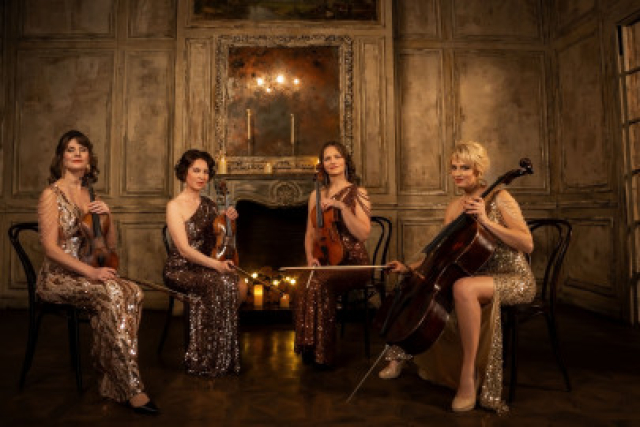 Концерт «Неоклассика при свечах: от Циммера до Эуниди» - Mosbilet.ru