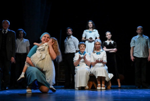 Спектакль «Черные доски» - Mosbilet.ru