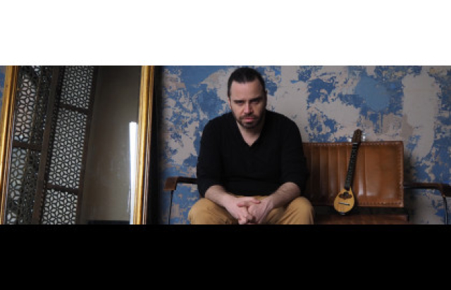 ЯННИС КОФОПУЛОС: «ЗОЛОТОЙ ЮБИЛЕЙ И ХРУСТАЛЬНАЯ ГОДОВЩИНА». в Клуб Алексея Козлова, Москва – Mosbilet.ru