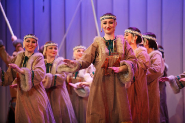Фестиваль: Государственный ансамбль песни и танца им. Виктора Морозова "АСЪЯ КЫА" - Государственный театр танца "Казаки России" - Mosbilet.ru