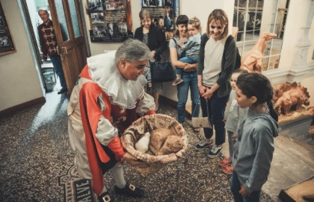 Спектакль «Династия Дуровых» - Mosbilet.ru