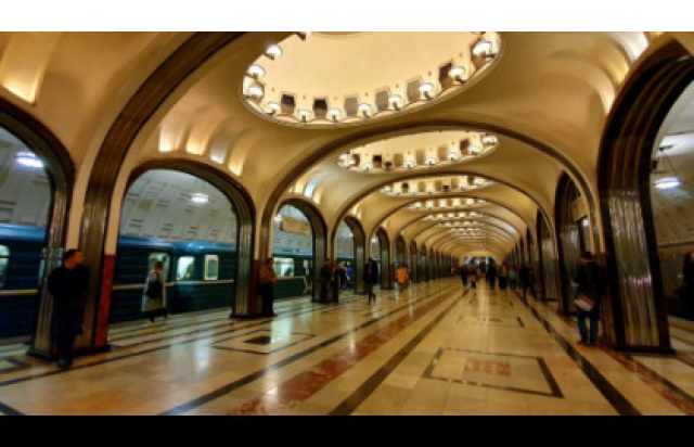 Экскурсия по московскому метро: 7 станций, 7 чудес в ст.м.Площадь Революции, Москва – Mosbilet.ru