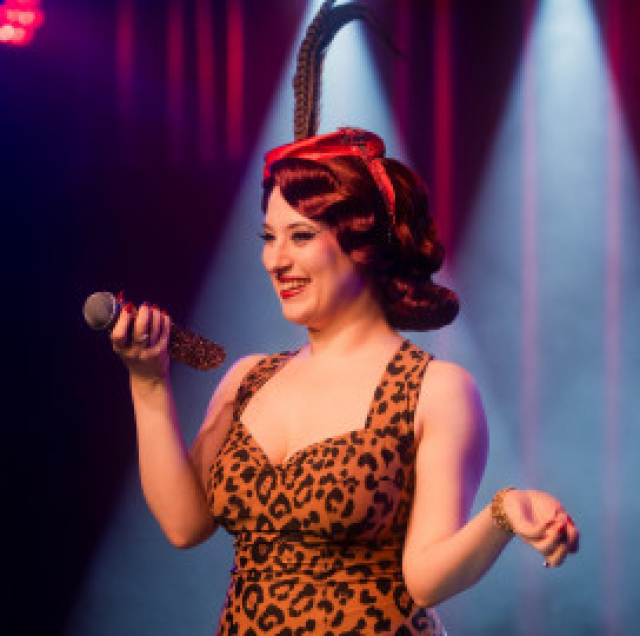 Шоу «Jokes and Burlesque / Шутки и Бурлеск» в Музыкальный клуб «Magnus Locus», Москва – Mosbilet.ru
