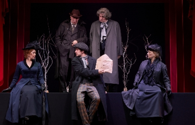 На всякого мудреца довольно простоты в Театр имени Маяковского, Москва – Mosbilet.ru