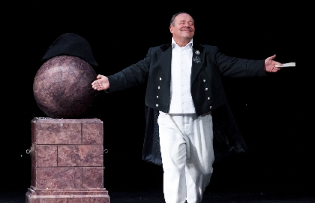 С кем поведешься... в Театр Гоголя, Москва – Mosbilet.ru