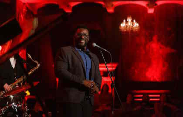 Christmas Jazz: джазовая звезда Gabriel Bhiggest & Motown Band в Универмаг «Цветной». Веранда на крыше, Москва – Mosbilet.ru