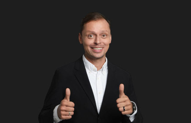 Виктор Комаров - Mosbilet.ru