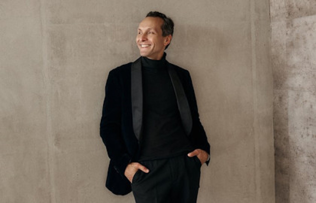 Новогоднее путешествие с ансамблем солистов «Эрмитаж» в Дом музыки, Москва – Mosbilet.ru