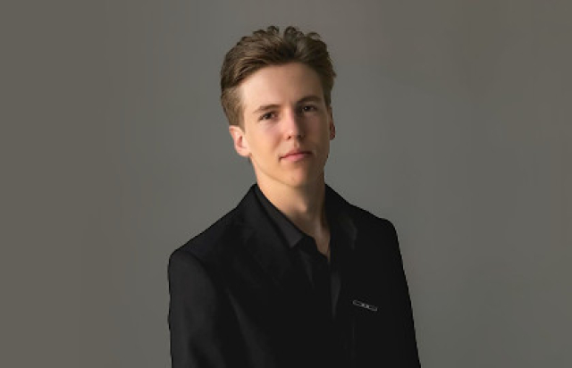 Романтический джазовый вечер с Арсением Суриным в Ресторан «Petter», Москва – Mosbilet.ru