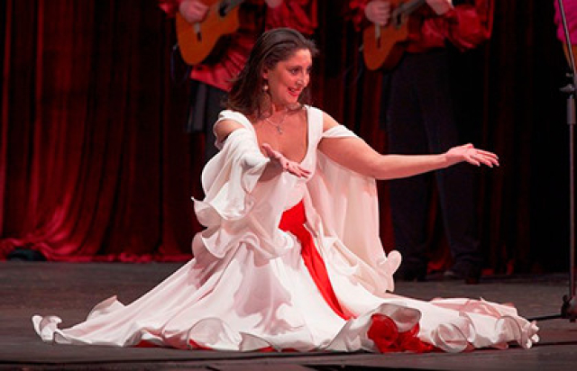 У нас сегодня концерт в Театр «Ромэн», Москва – Mosbilet.ru