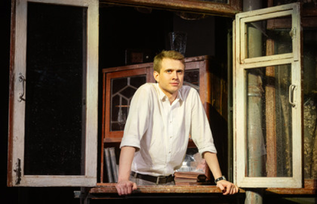 Старший сын (театр Табакова) в Московский Театр Олега Табакова (Историческая сцена), Москва – Mosbilet.ru