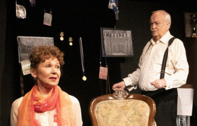 Синее небо, а в нём облака в Центральный Дом Актера, Москва – Mosbilet.ru