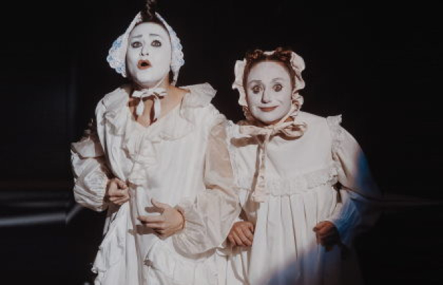 Спектакль «AMOREnaMORE» театра Семьянюки - 