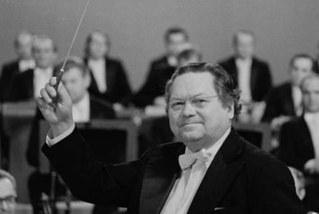 Музыкальный проект «Давайте вспомним и...Споем!» Ю. Силантьев «Песня остается с человеком» в Центральный дом работников искусства, Москва – Mosbilet.ru