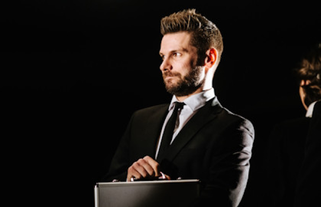 Спектакль «Урод» в Особняк-усадьба В. А. Лемана, Москва – Mosbilet.ru