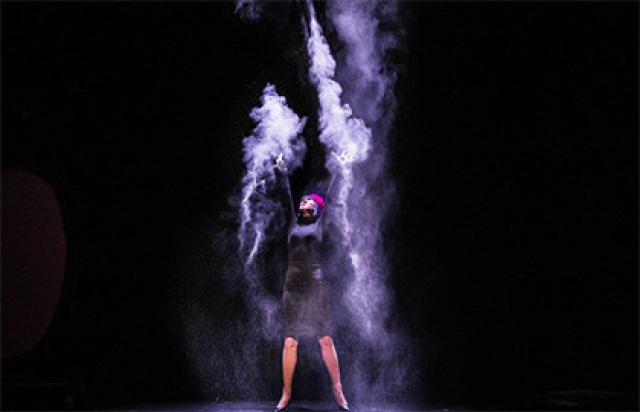 Красная шапка в Театр на Таганке, Москва – Mosbilet.ru