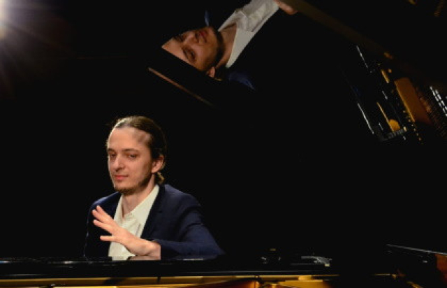 Концерт Александра Лубянцева в Усадьба Кусково. Портретная галерея большой каменной оранжереи, Москва – Mosbilet.ru