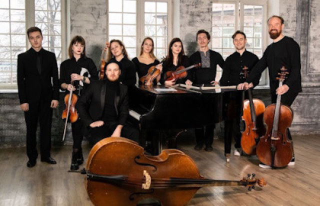 Концерт «Вселенная NEOклассики. Л. Эйнауди. Х. Циммер. М. Рихтер» - Mosbilet.ru