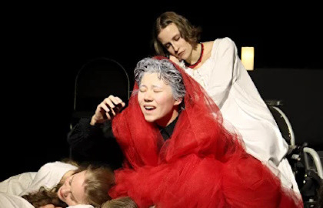 Спектакль «Дом Бернарды Альбы» - Mosbilet.ru