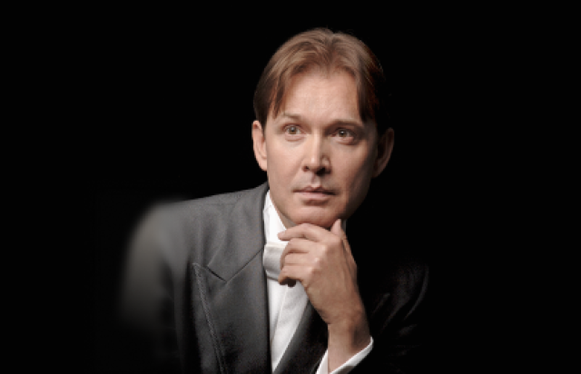 Народный артист России Олег Погудин. «Нам дороги эти позабыть нельзя...» в Киноконцертный зал «Эльдар», Москва – Mosbilet.ru