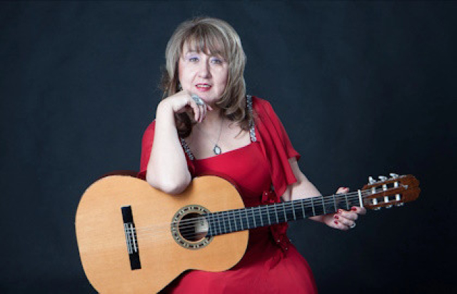 Лирический концерт Флоры Вафиной «Любовь, как птица, окрыляет…» -