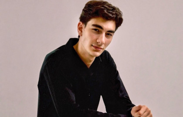 Сольный концерт Александра Тавризяна в Музыкальный клуб «Gamma More», Москва – Mosbilet.ru