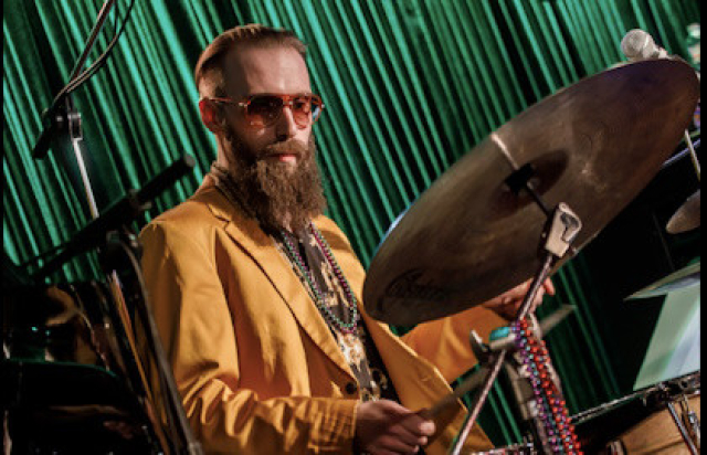 Новоорлеанское трио Игоря Ямпольского в Джаз-клуб «Эссе», Москва – Mosbilet.ru