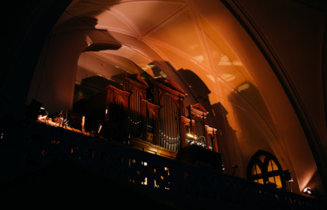 Концерт при свечах «Голоса ангелов. Stabat Mater» в Кафедральный собор святых Петра и Павла, Москва – Mosbilet.ru