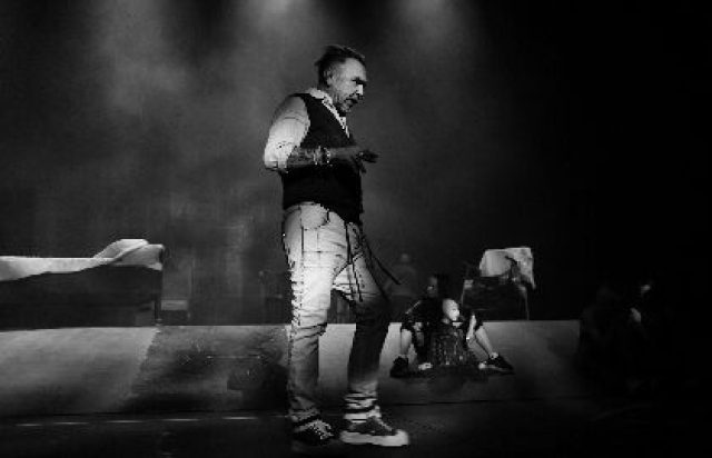 Спектакль «Сашашишин» в Театр «Современник», Москва – Mosbilet.ru