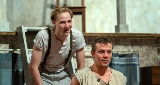 Спектакль «Продавец дождя» в Театр «Сфера», Москва – Mosbilet.ru