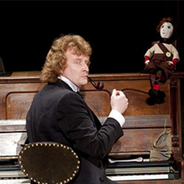 Спектакль «Кто автор этого безобразия?» в Театр «Эрмитаж», Москва – Mosbilet.ru