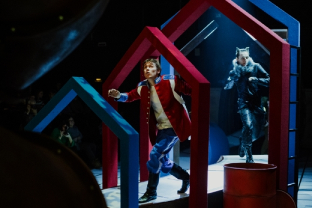 Спектакль «Огниво» в Театр «Современник», Москва – Mosbilet.ru