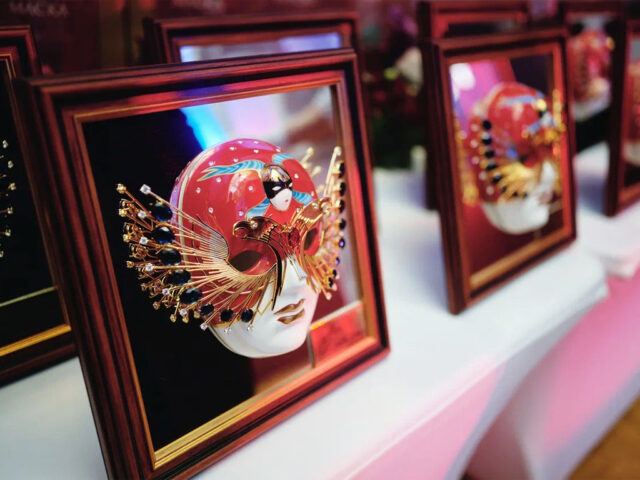 «Золотая маска». MOSBILET.ru - Mosbilet.ru